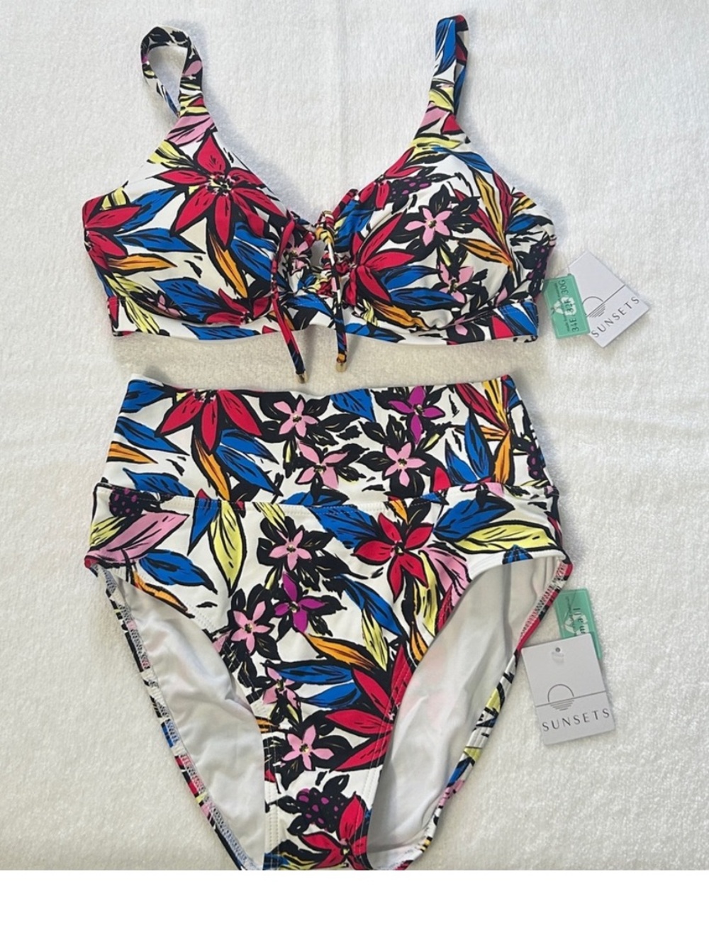 Sunsets Small / 34E Bikini Hannah High Waist / Kauai Keyhole in Bold Blossom NWT